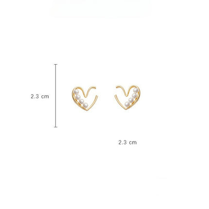 Vintage Pearl Heart Stud Earrings