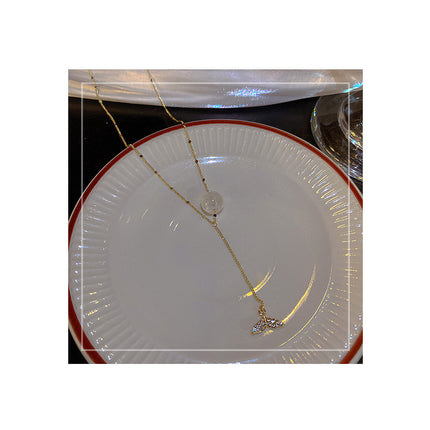 Single Pearl Fishtail Pendant Necklace