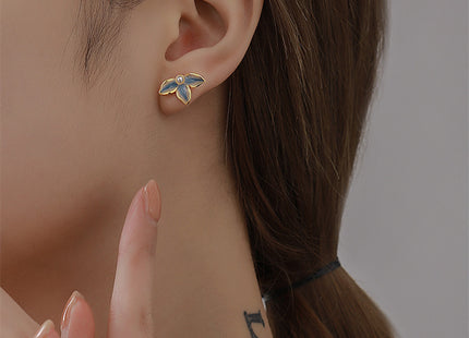 Elegant Blue Tone Enamel Daisy Faux Pearl Stud Earrings