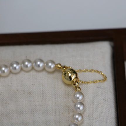 Glass Pearl Bracelet Woman Magnet Clasp
