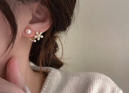 Imitation Pearl Flower Stud Earrings