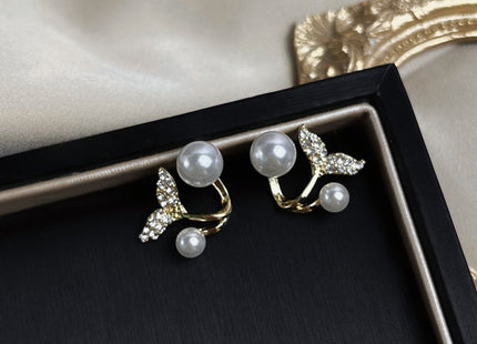 Rhinestone Fishtail Pearl Stud Earrings