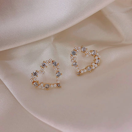 Sweet Little love Pearl Rhinestone Earrings