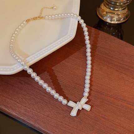 Chain Bowknot Pendant Choker Necklace