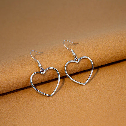 Hollow Peach Heart Stud Earrings