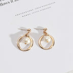 Stud / Gold Color