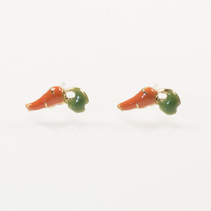 Enamel carrot Stud Earring