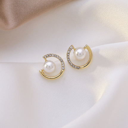 Baroque Pearl Geometric Circle Earrings