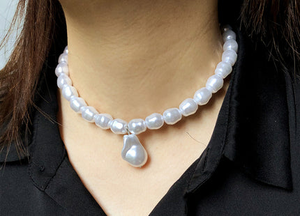 Baroque Pearl Necklace Women's Neck Choker Collarbone Chain Accessories