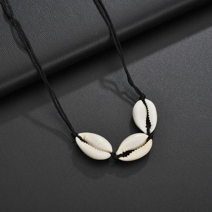Thread Beaded Shell Necklace