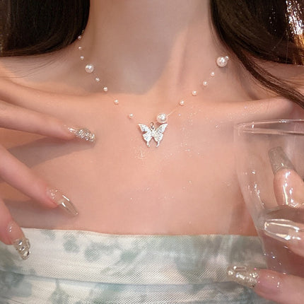 Fashion Silver Pearl butterfly Pendant Necklaces