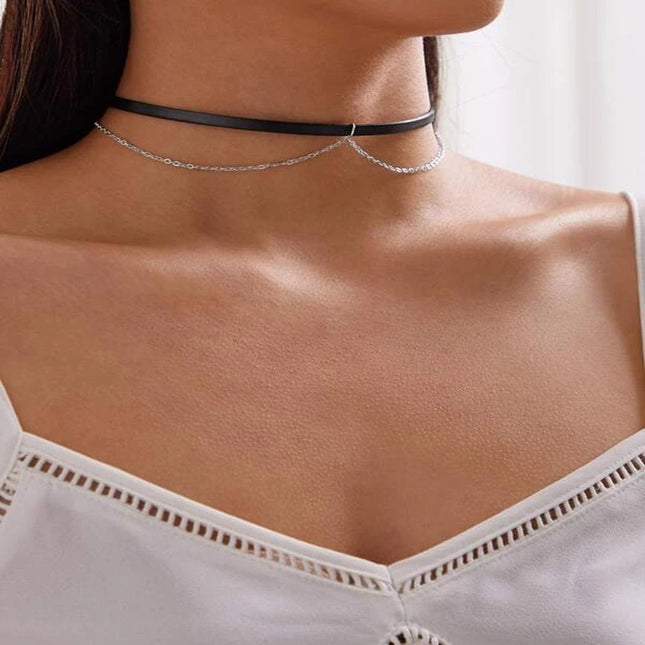 Girl Short Choker Necklace Elegant Leather Rope