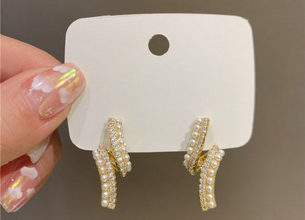 Twisted Rhinestones Pearl Earring