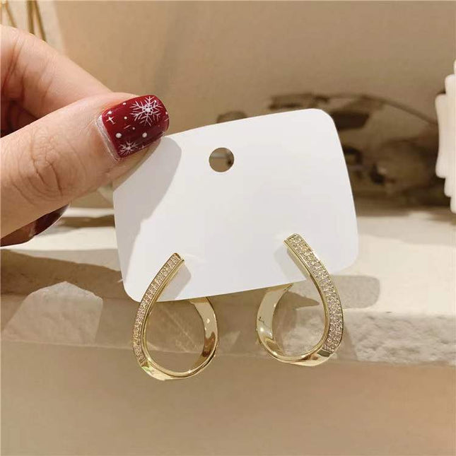 Geometric Rhinestone Twisted Simple Drop Studs Earrings