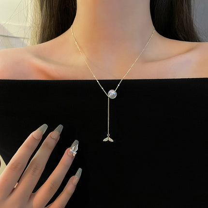 Single Pearl Fishtail Pendant Necklace