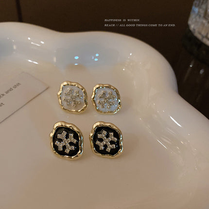 Irregular Round Snowflake Earrings for Women