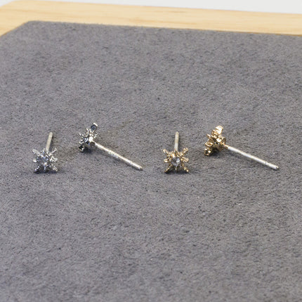 Small Star Stud Earrings