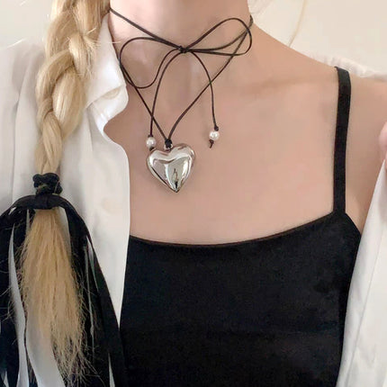 Goth Love Heart Pendant Necklace for Women