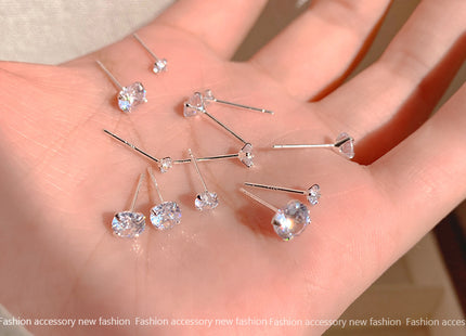 Round Crystal Zircon Stud Earrings