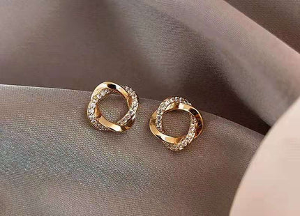 Twist Hollow Round Rhinestone Stud Earring