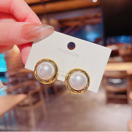Classic Round Pearl Stud Earrings