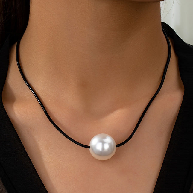 Black Wax Rope Single Pearl Necklace