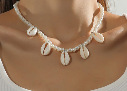 Bohemian Versatile Natural Shell Pearl Pendant Necklace for Women