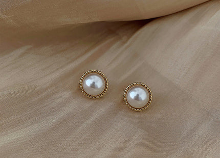 White Round Pearl Stud Earring