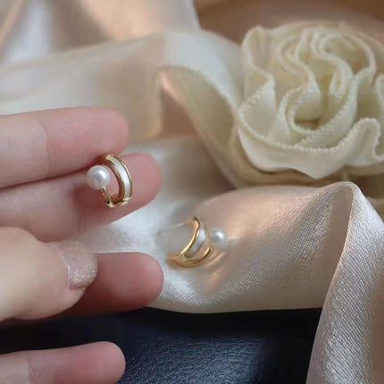 Vintage Pearl Enamel curved Earrings