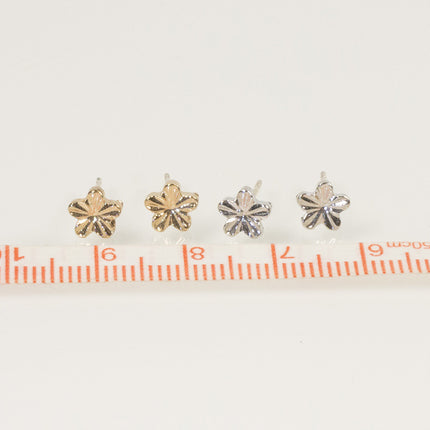 MIni Flower Stud Earring
