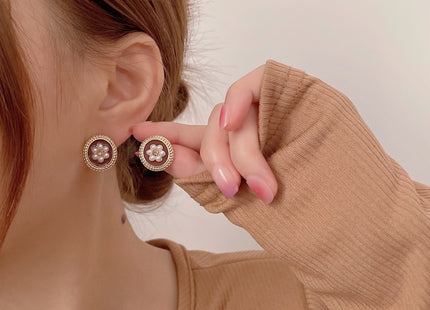 Flower Pearl Design Earrings Round Pearl Earrings