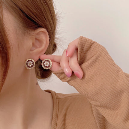 Flower Pearl Design Earrings Round Pearl Earrings