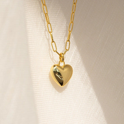 Vintage Gold Heart Charm Necklace