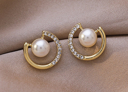 Baroque Pearl Geometric Circle Earrings
