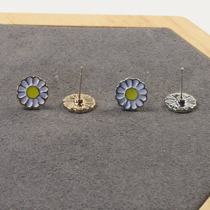 Daisy flower stud earrings set