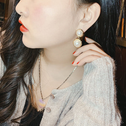 Round Pearl Pendant Earrings