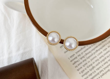 White Round Pearl Stud Earring