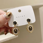 Black / Gold Color