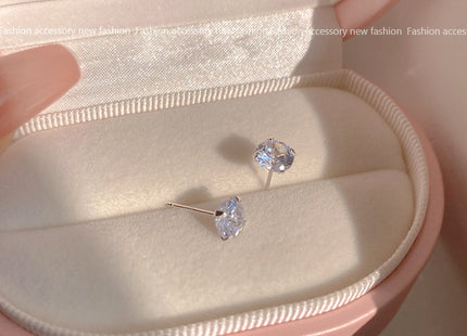 Round Crystal Zircon Stud Earrings