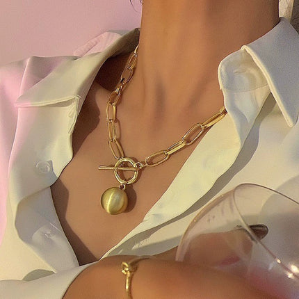 Vintage Round Bead Pendant Necklace