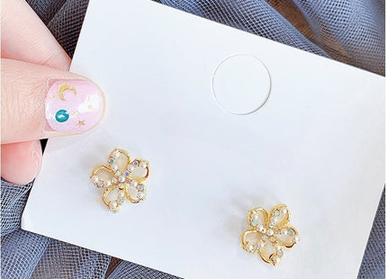 Fashion Crystal Flower Stud Earrings