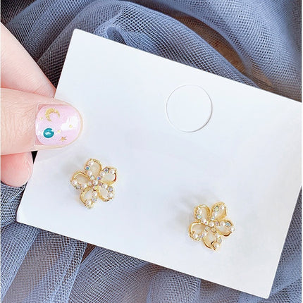 Fashion Crystal Flower Stud Earrings